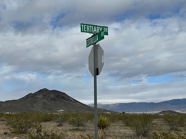 1st image of 7470 W Tertiary Drive