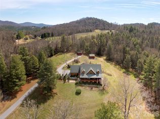 622 Oleta Rd, Hendersonville, NC 28792