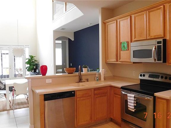 3rd image of 15839 Woodland Spring Ct