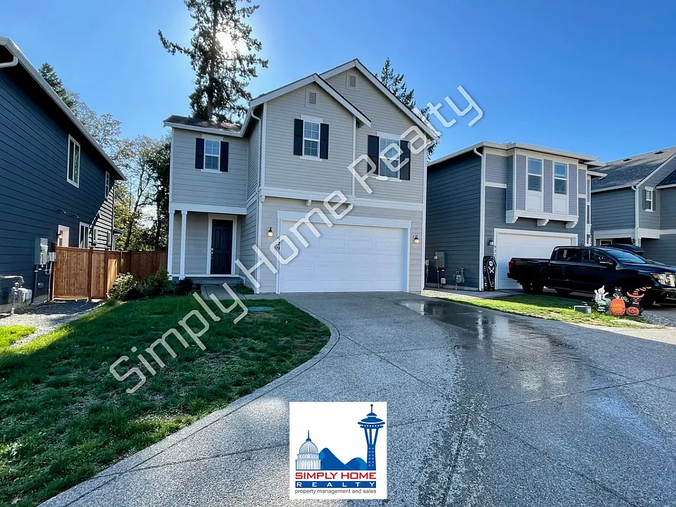 929 Vine Maple St SE