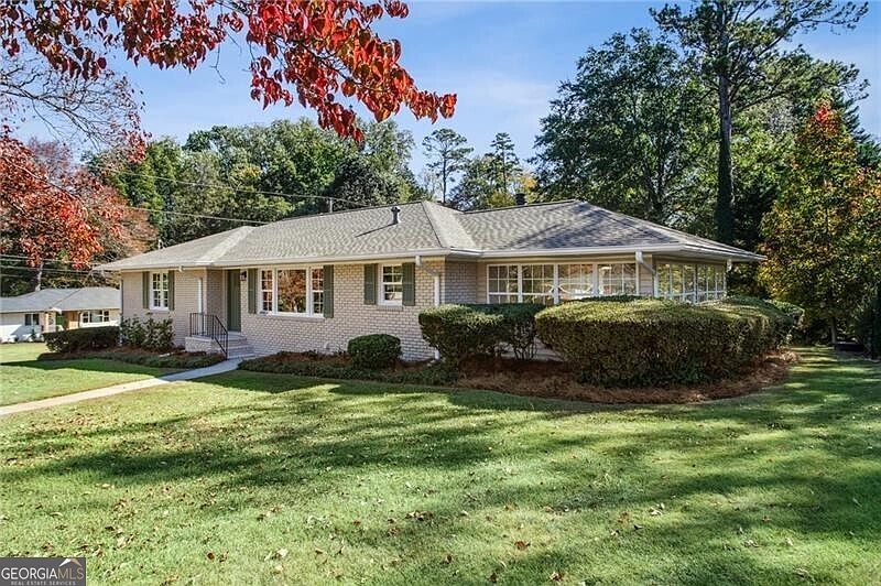 1st image of 286 Sequoia Dr NE