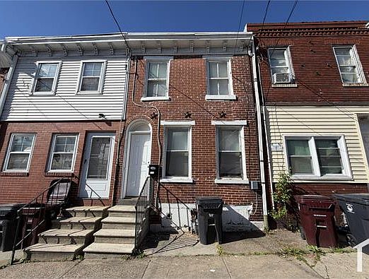 1st image of 1114 Lancaster Ave