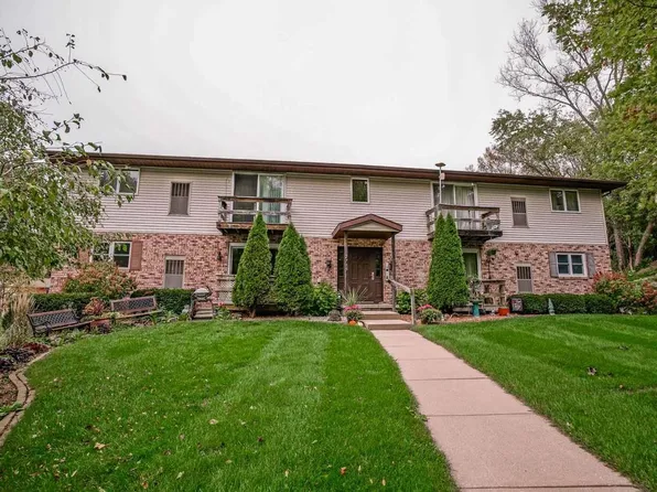 2715 Birchwood Pass #5, Cross Plains, WI 53528