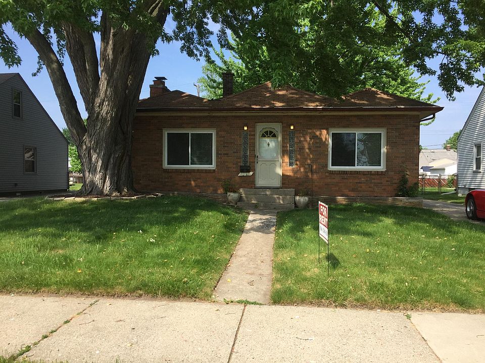 1st image of 27931 Florence St