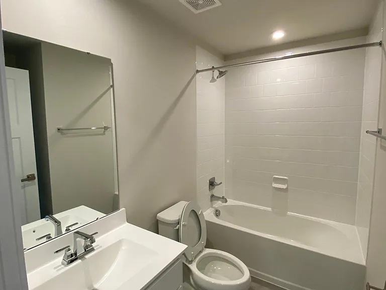 316 Crofton Village Ter — Photo 47