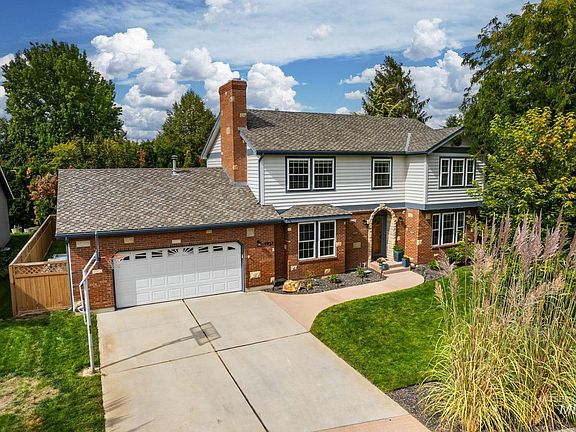 3rd image of 4933 Riverfront Pl