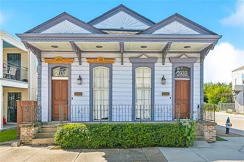 2032 Saint Andrew St Photo 1