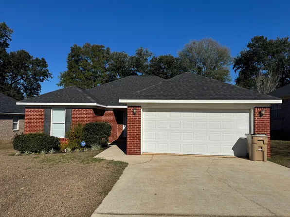 1935 E Clarke Rd, Mobile, AL 36695