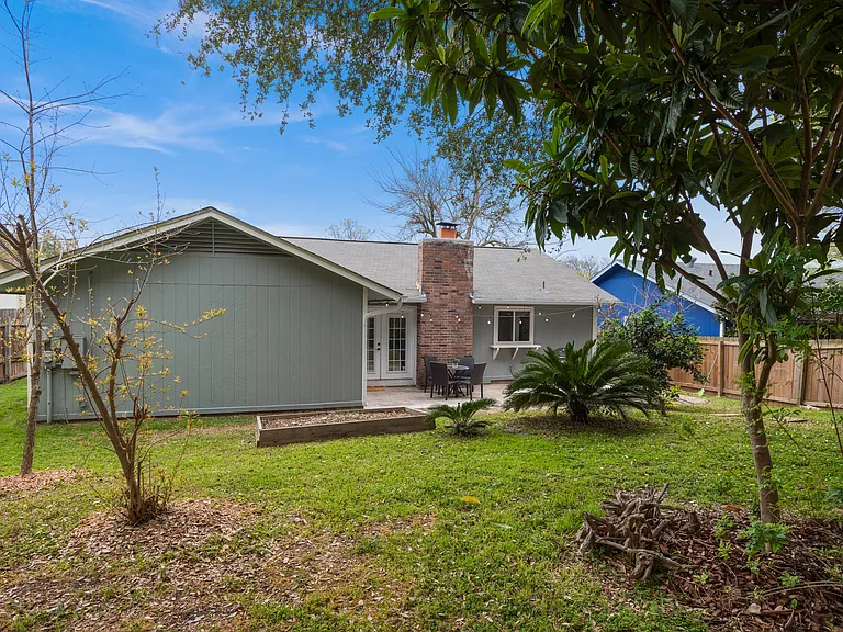 1005 Speer Ln — Photo 31
