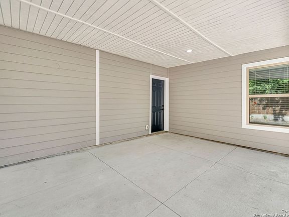 5th image of 2119 WESTVALE DR