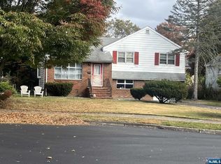 409 Albin Ct, Ridgewood, NJ 07450