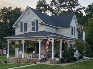 126 Washington St, Port Austin, MI 48467