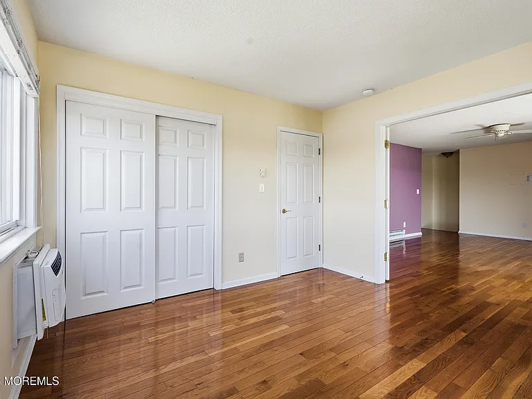 51 Valentine St #6B — Photo 17