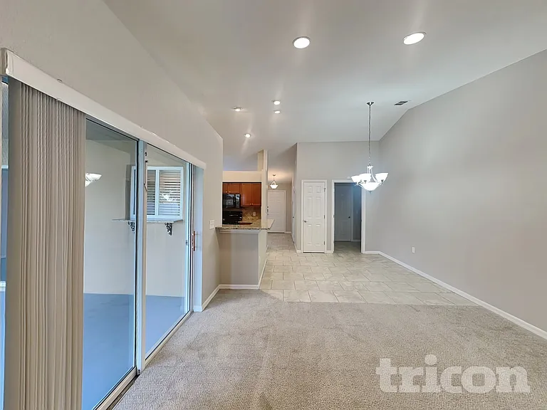 10752 Carloway Hills Dr — Photo 23