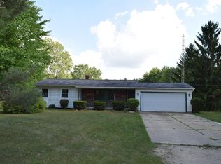 12117 Bristol Rd, Lennon, MI 48449