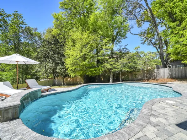 244 Hillside Dr, Niceville, FL 32578