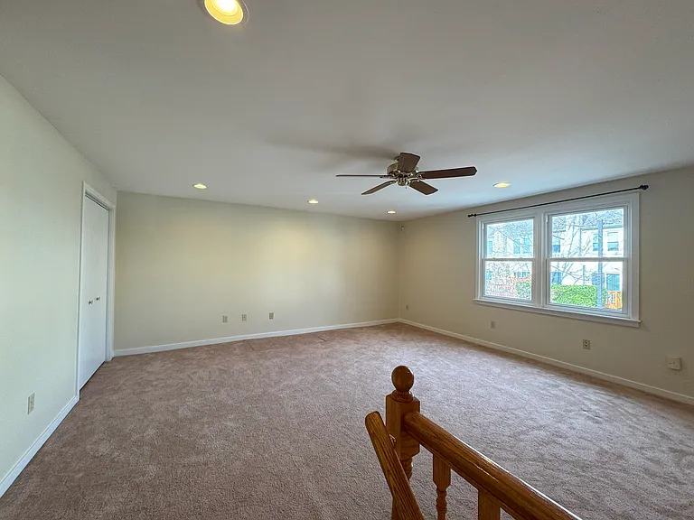 Loft area w/ multiple large closets