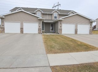 4120 37th Ave SW, Cedar Rapids, IA 52404