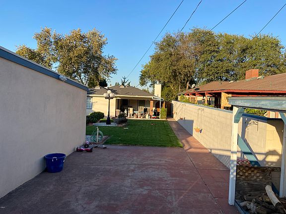4th image of 652 Saratoga St