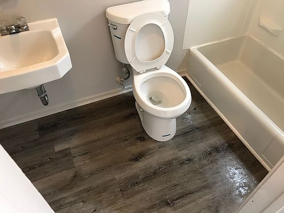 5th image of 347 N Railroad St APT 11