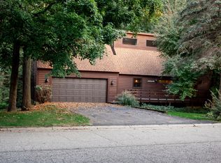 1818 Dogwood Dr, Holt, MI 48842