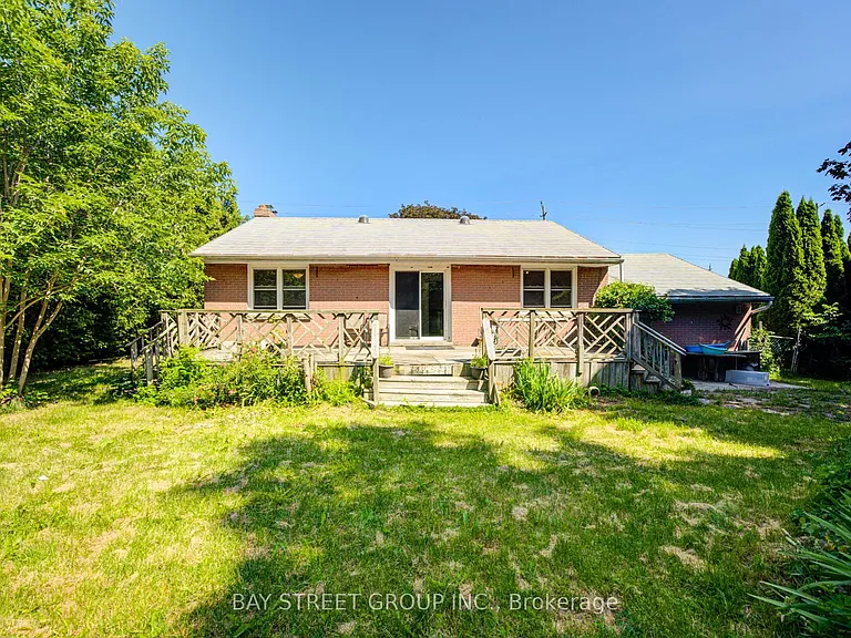 1421 Old Green Ln — Photo 49