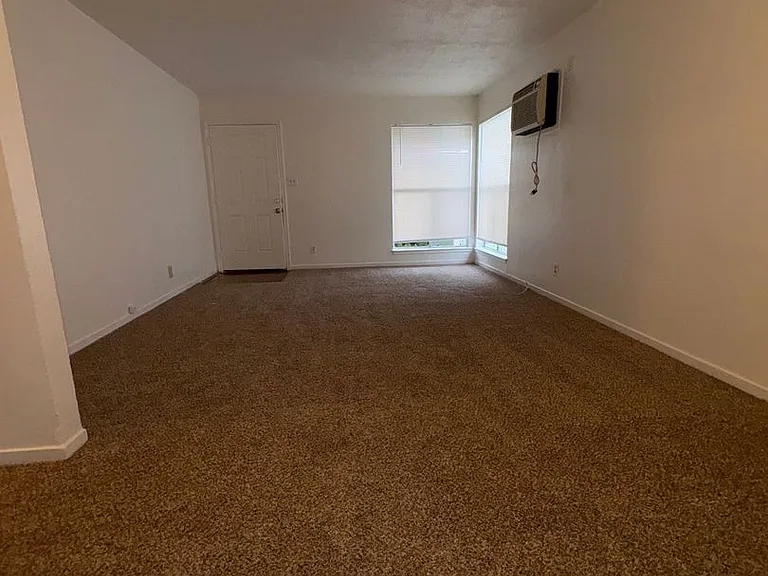 324 Cottonwood St — Photo 8