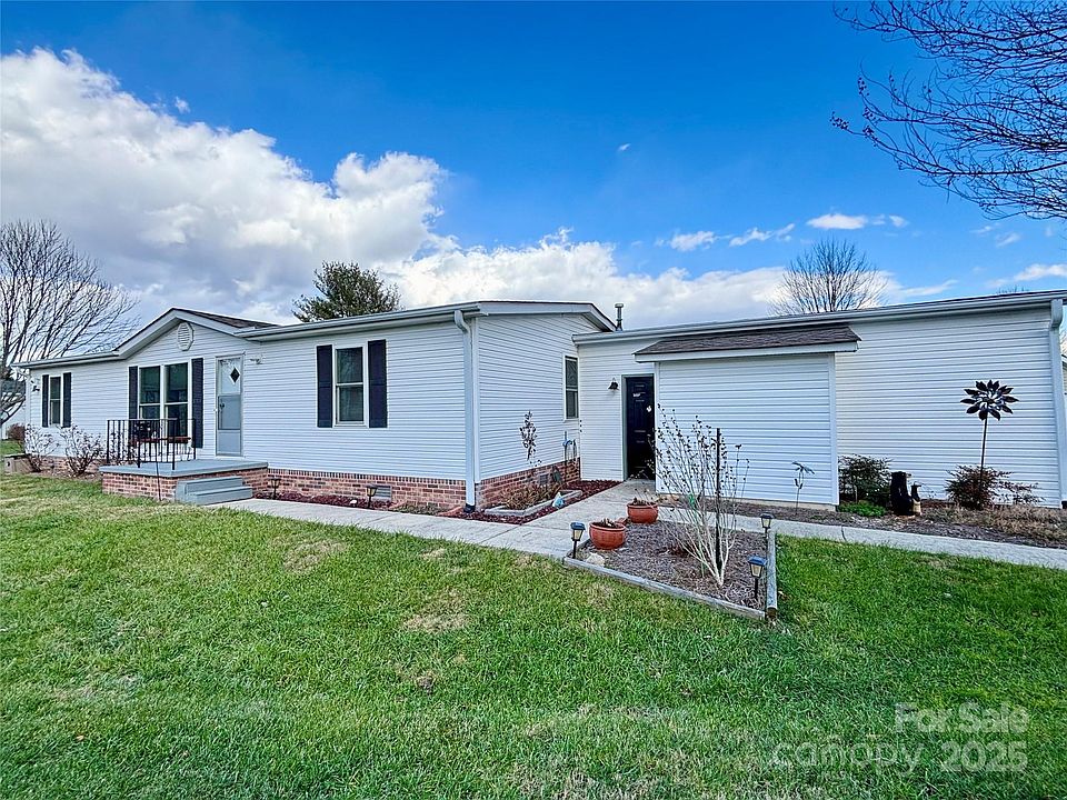 1st image of 209 Red Birch Ct