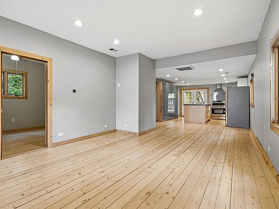 5th image of 470 Pierce St