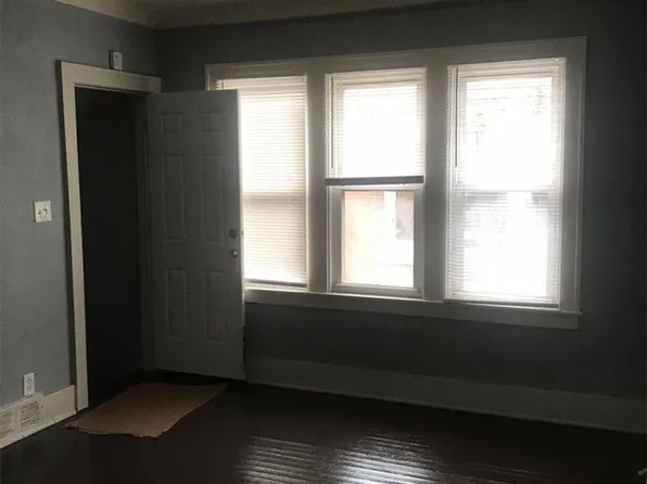 12709 Ward St, Detroit, MI 48227