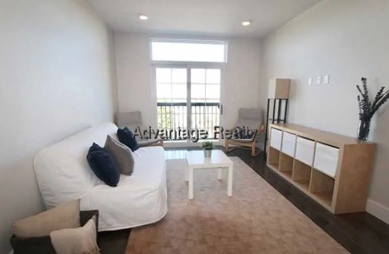 2 bed, $3,600 — Photo 3