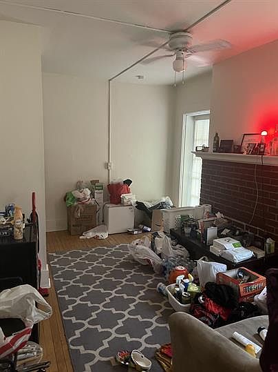 1st image of 240 W Lakelawn Pl #15669876