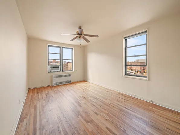 3025 Ocean Avenue image 7 of 13