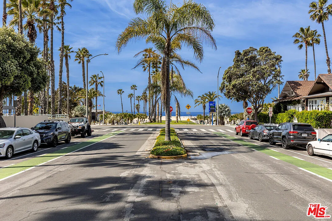 1 bed, $4,200 — Photo 4