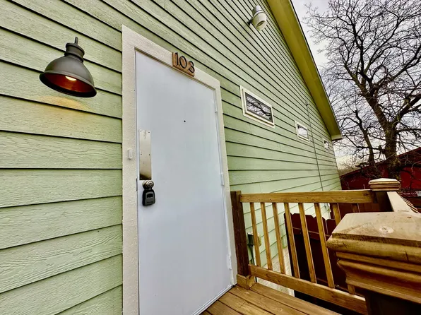 115 W College St, Sherman, TX