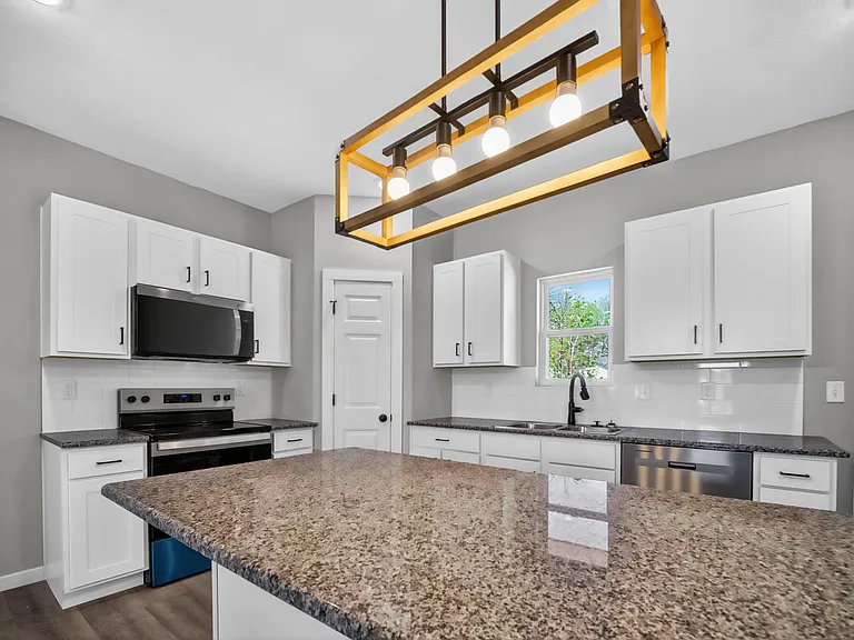 42 Whitley Ln — Photo 21