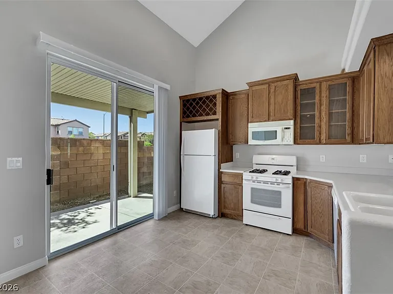 7987 Home Light St — Photo 9