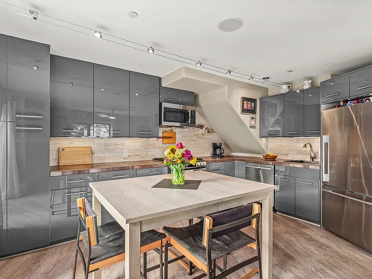 100 Midland Ave #104 — Photo 7