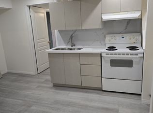 5918 Algarve Dr, Mississauga, ON L5M 6R7