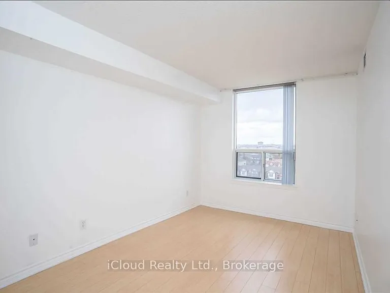 135 Hillcrest Ave #906 — Photo 3