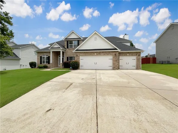 6661 Delaware Bnd, Fairburn, GA 30213