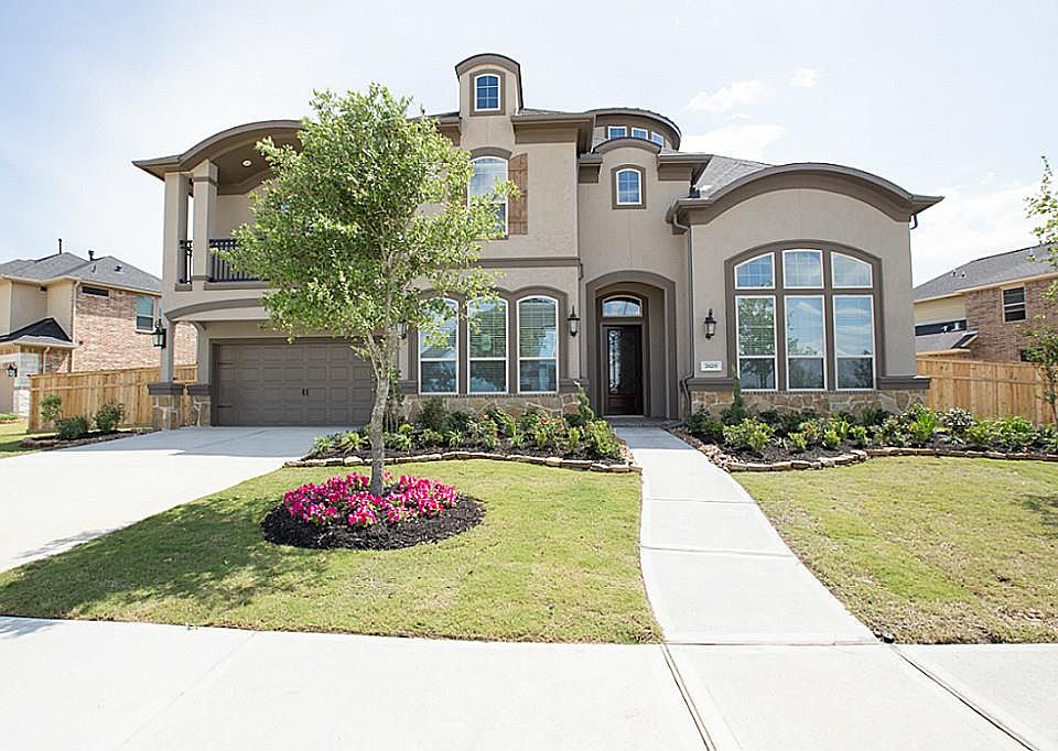 1st image of 28215 Island Manor Ln