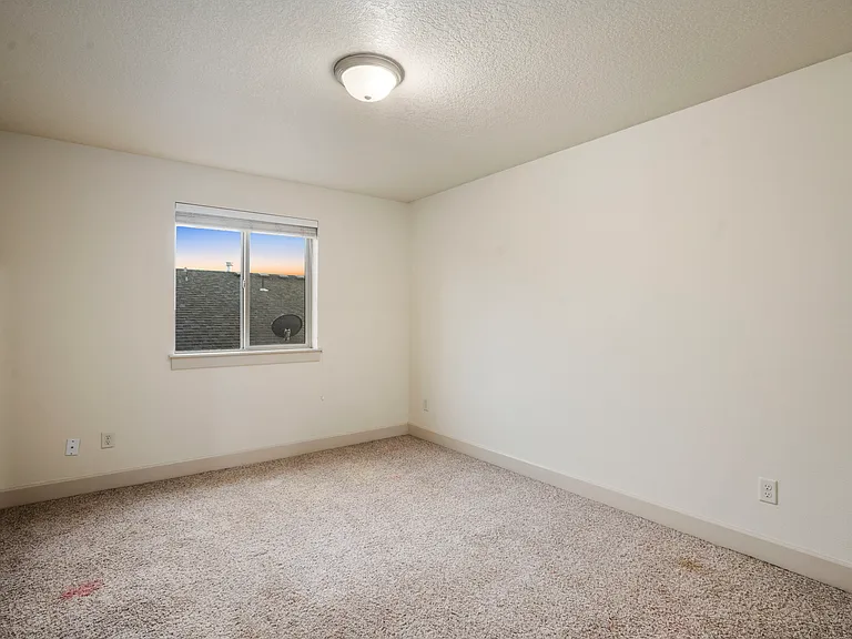 3308 NW 47th Dr — Photo 12
