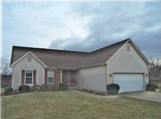 6916 Samuel Long Way, Louisville, KY 40229