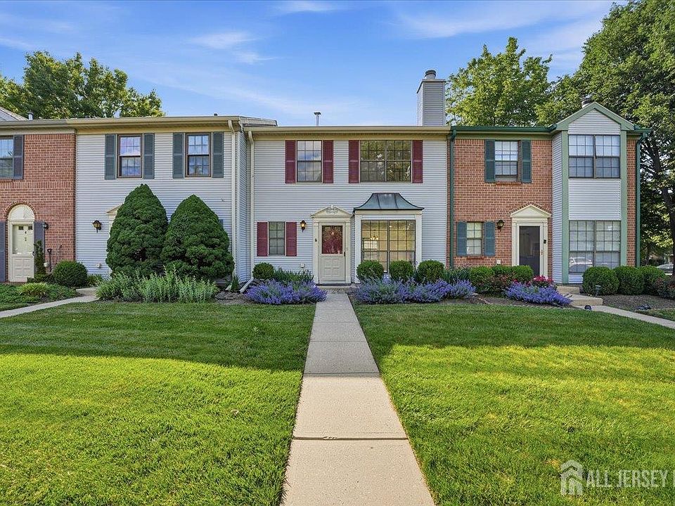 1st image of 2 Veros Ln