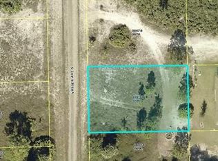 653 Vasser Ave S, Lehigh Acres, FL 33974