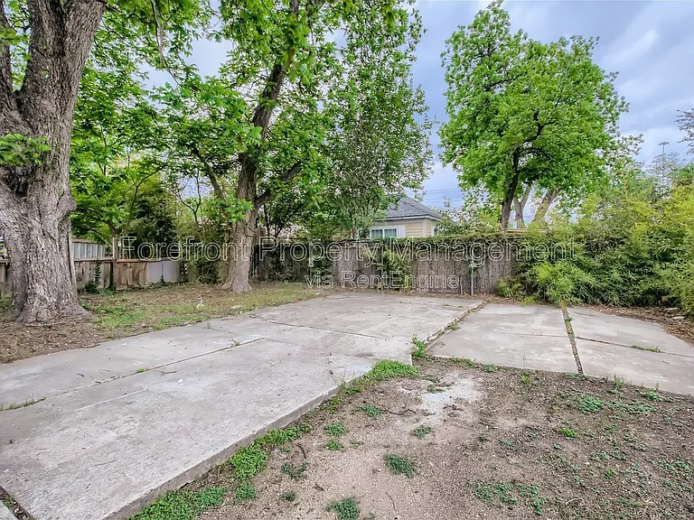 517 Hicks Ave — Photo 6