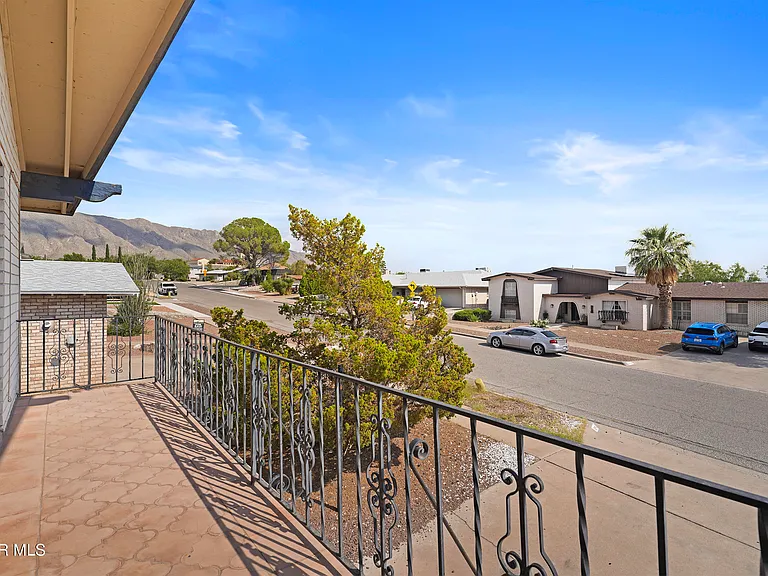 6417 Pino Real Dr — Photo 28
