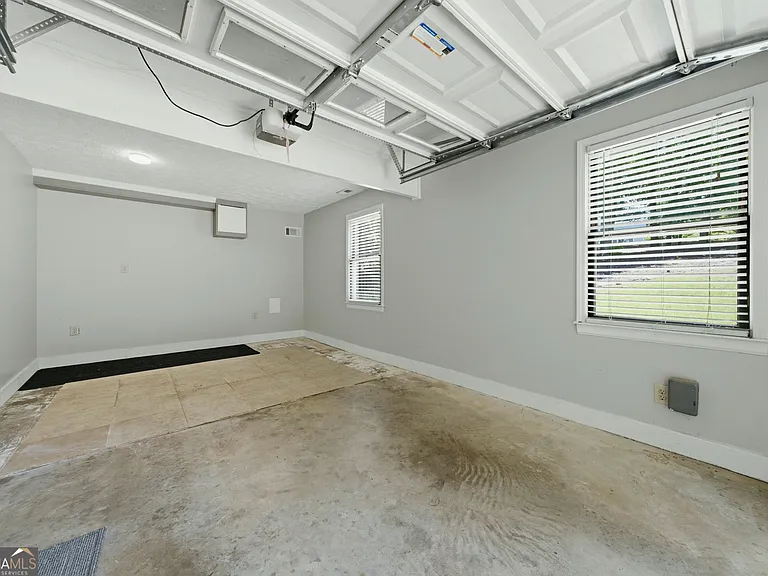 250 Aspen Way — Photo 17