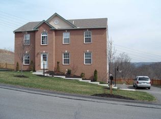 1516 Laurel Ridge Dr, Crescent, PA 15046